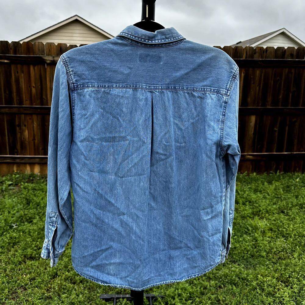 Hunt Club Petite Jean Button down blouse size small - Picture 2 of 7